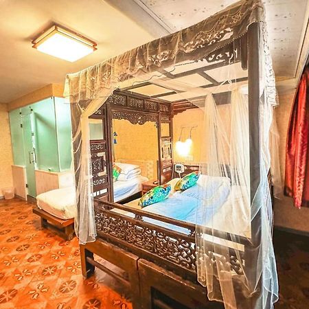 Shaoxing Laotaimen Luxun Native Place Youth Hostel Exterior photo